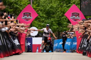 Blummenfelt-wins-Texas-Photo-Eric-Wynn