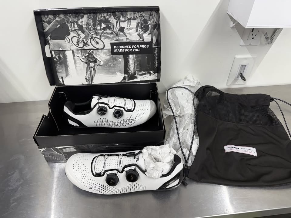 Trek RSL Road Cycling Shoe, 43.5, Men’s 10.5