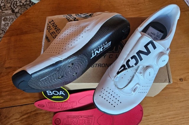 BONT Vaypor SL (White) & Cobra9 Carbon Red