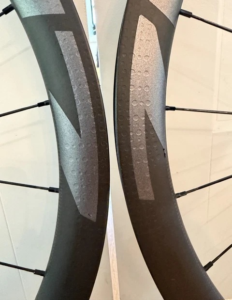 2023 Zipp 303 Firecrest Tubeless Disc Wheelset – SRAM XDR