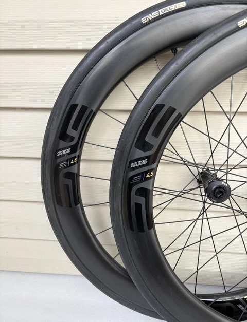 Takeoffs-ENVE-45-SES-Innerdrive-Carbon-Tubeless-Disc-3