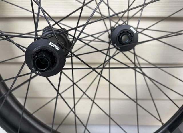 Takeoffs-ENVE-45-SES-Innerdrive-Carbon-Tubeless-Disc-8
