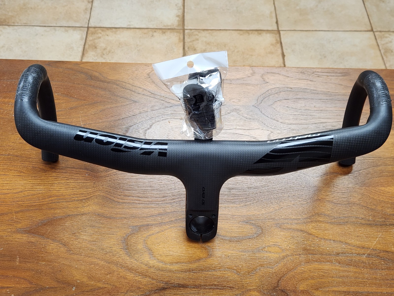 Vision Metron 5D Evo Carbon Drop Bar 31.8 Clamp 420mm Black MPN 20126