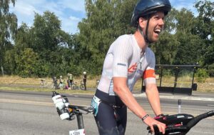 Meet the Man Who Ran 21 Miles with His Bike Before the Marathon at IRONMAN Kalmar Messenger_creation_6C464135-D857-46F7-939F-3A0CE128A114
